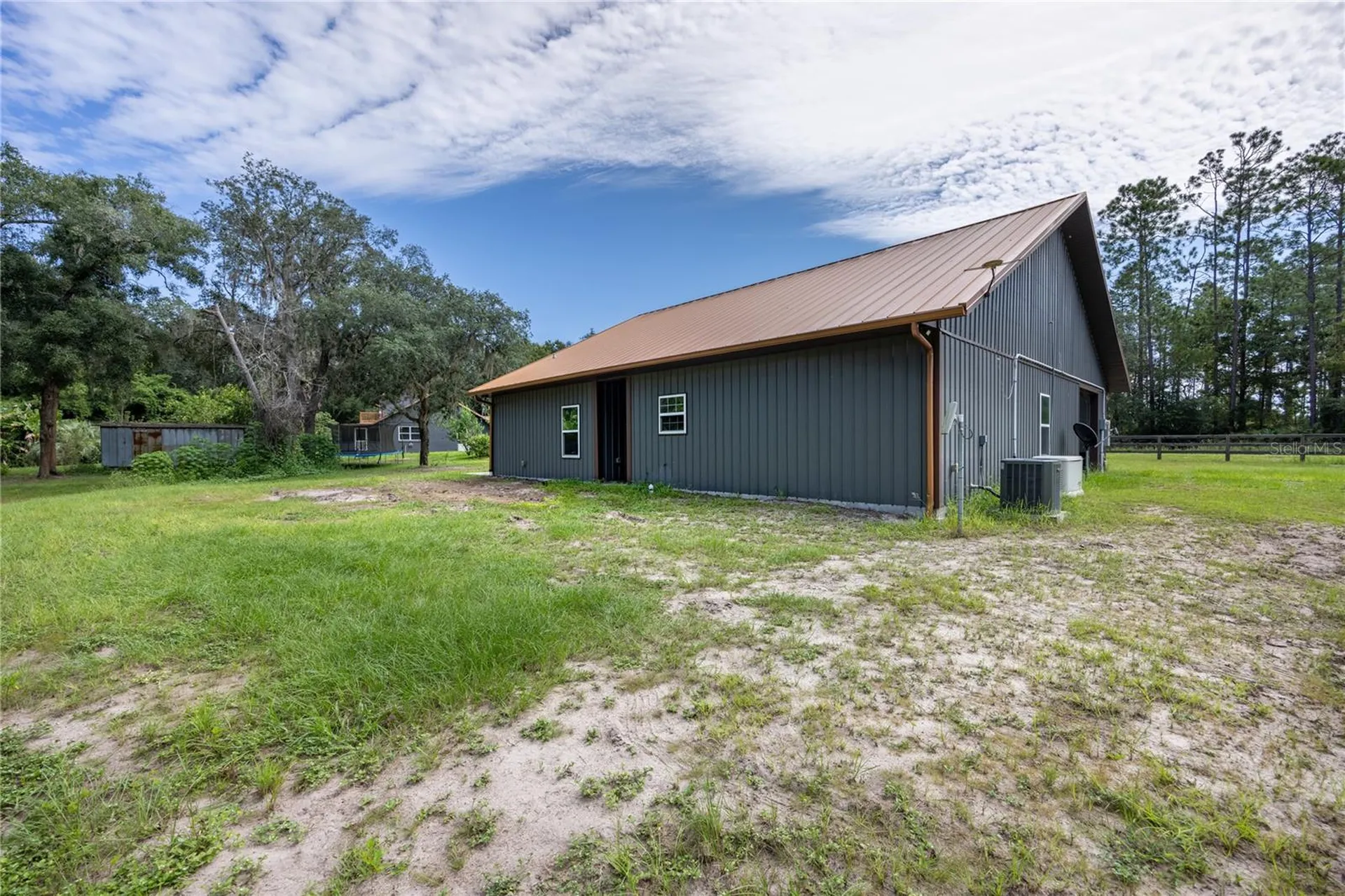 131 Riley Lake Drive Hawthorne FL 32640