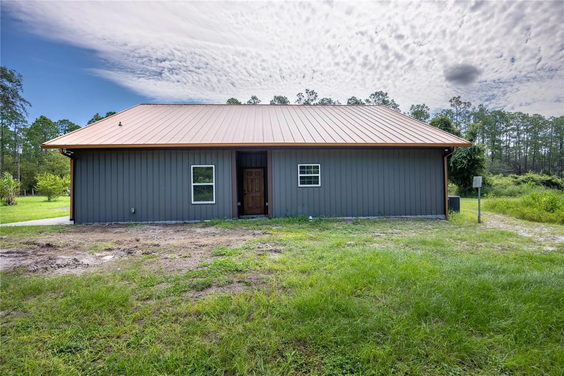 131 Riley Lake Drive Hawthorne FL 32640