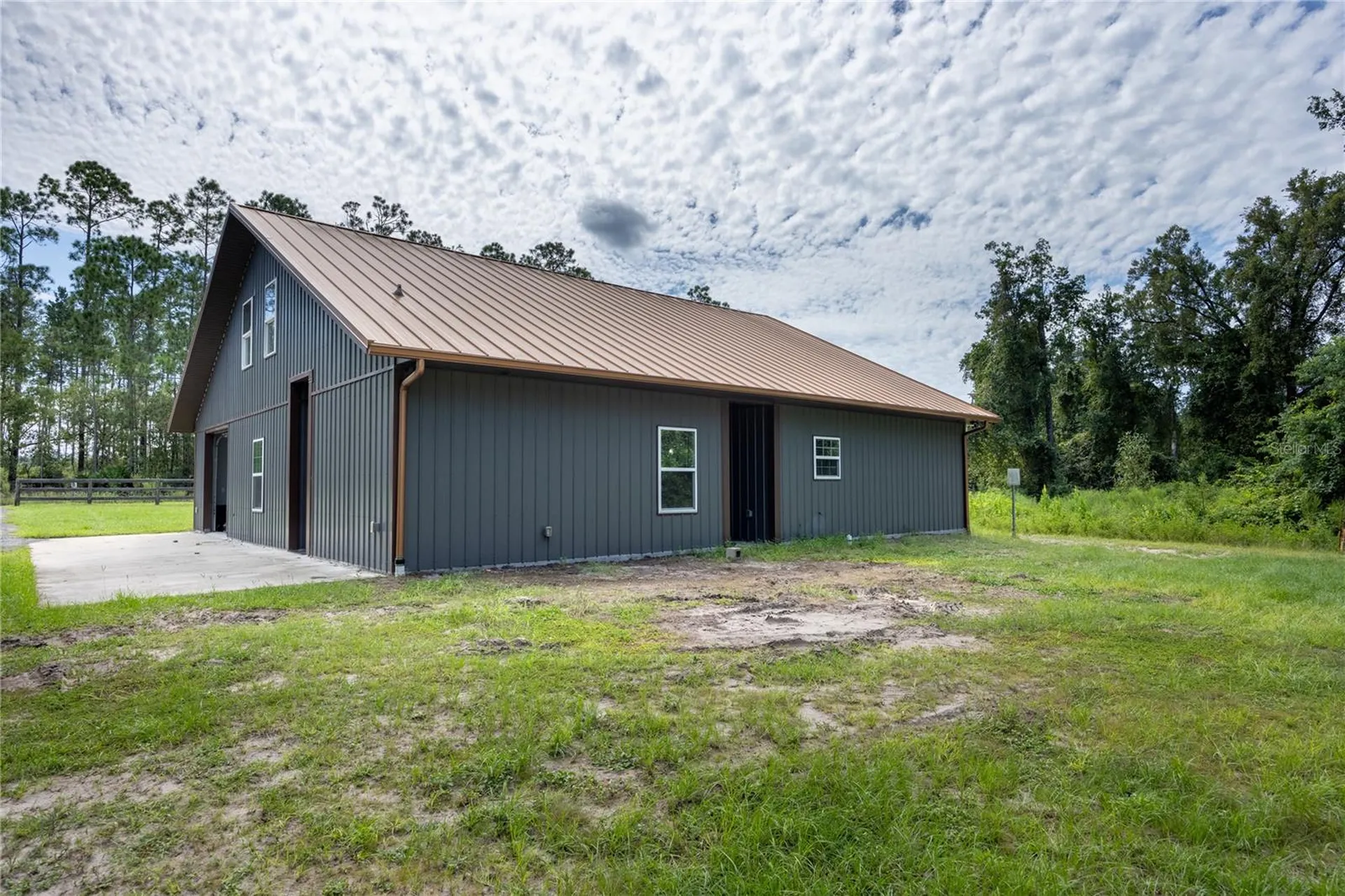 131 Riley Lake Drive Hawthorne FL 32640