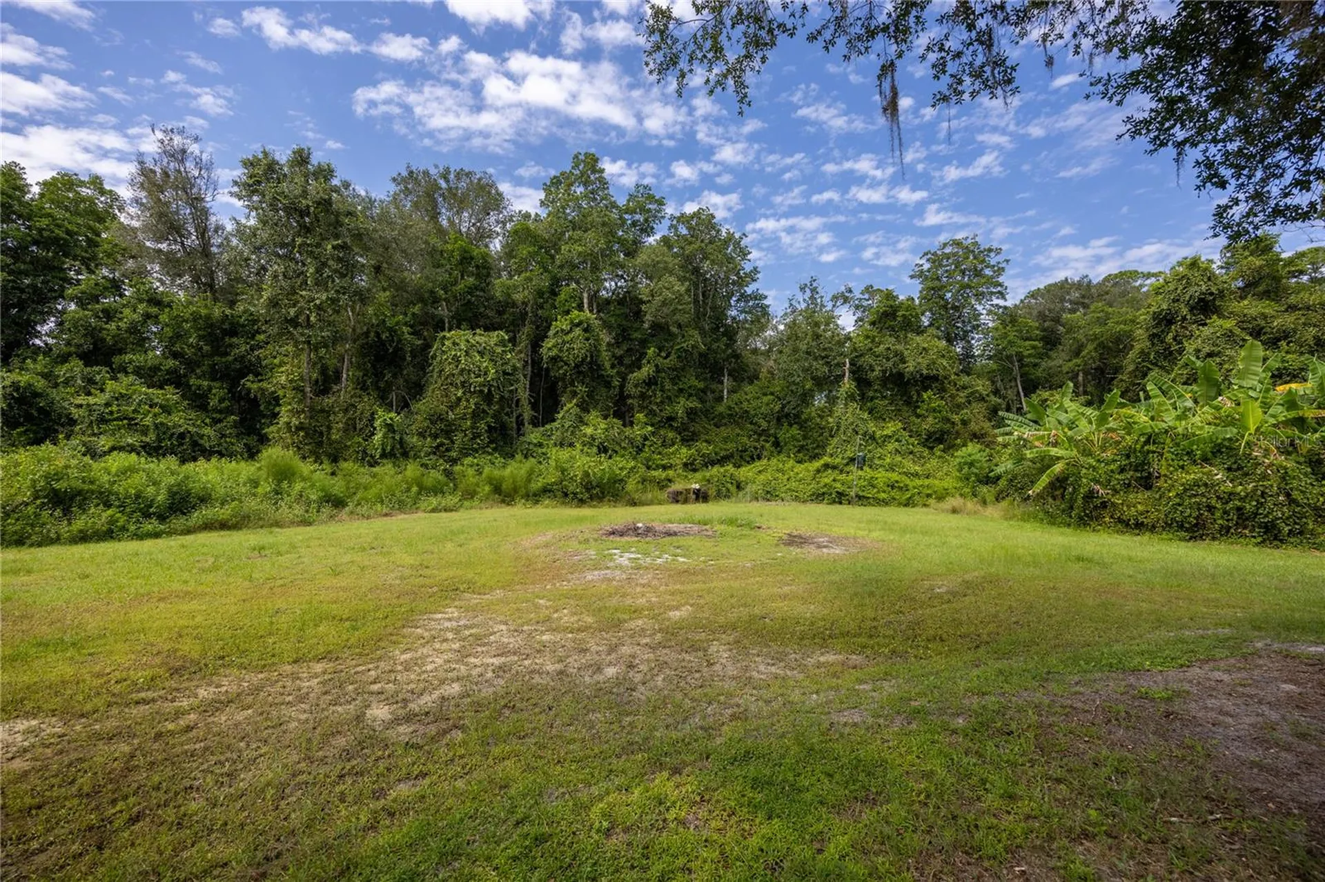 131 Riley Lake Drive Hawthorne FL 32640