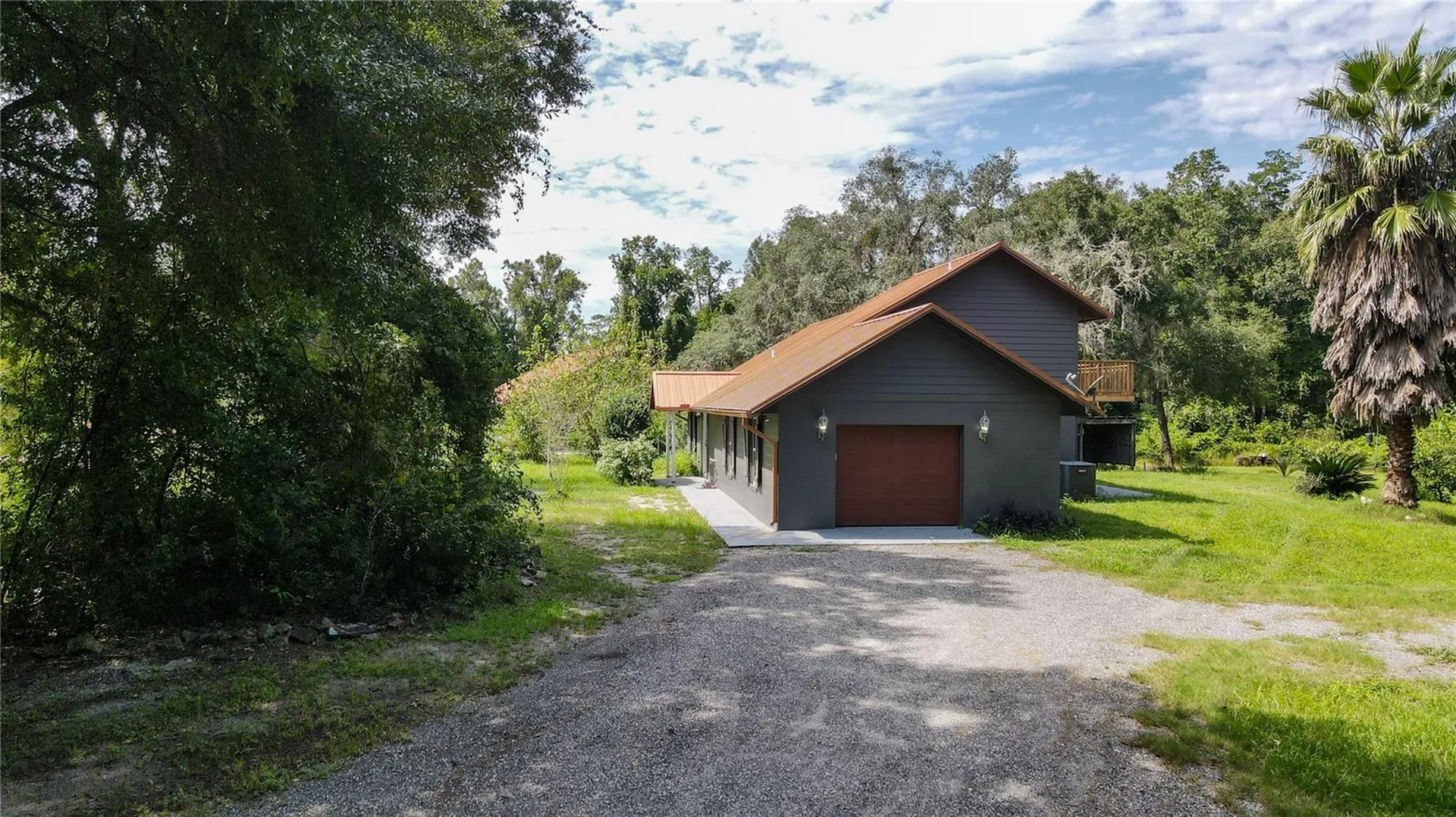 131 Riley Lake Drive Hawthorne FL 32640