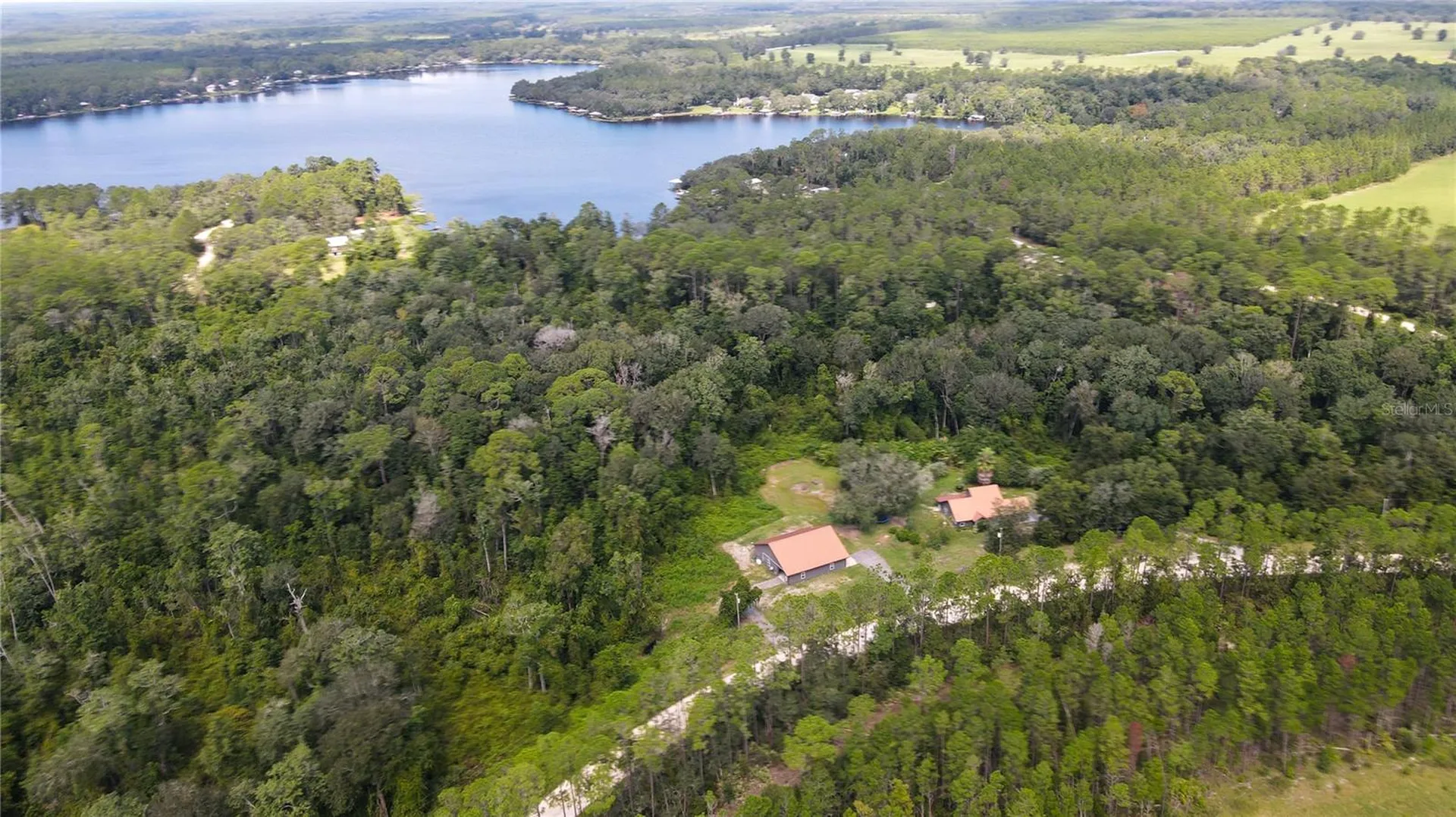 131 Riley Lake Drive Hawthorne FL 32640