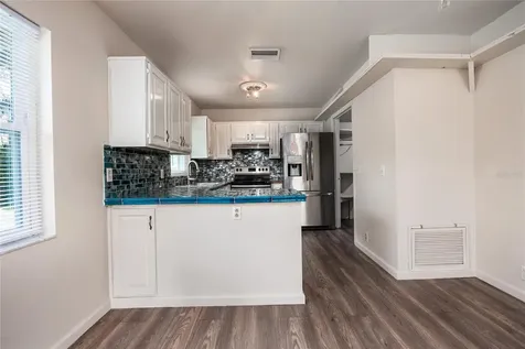 131 Riley Lake Drive Hawthorne FL 32640