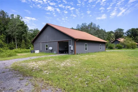 131 Riley Lake Drive Hawthorne FL 32640