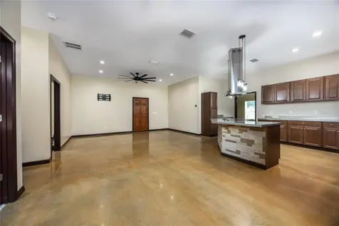131 Riley Lake Drive Hawthorne FL 32640