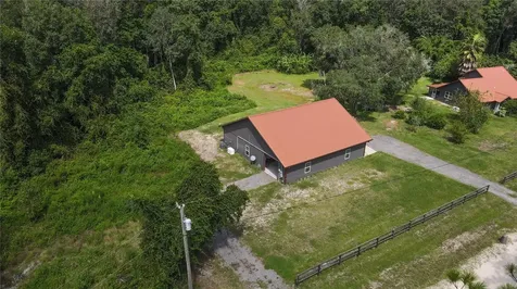 131 Riley Lake Drive Hawthorne FL 32640