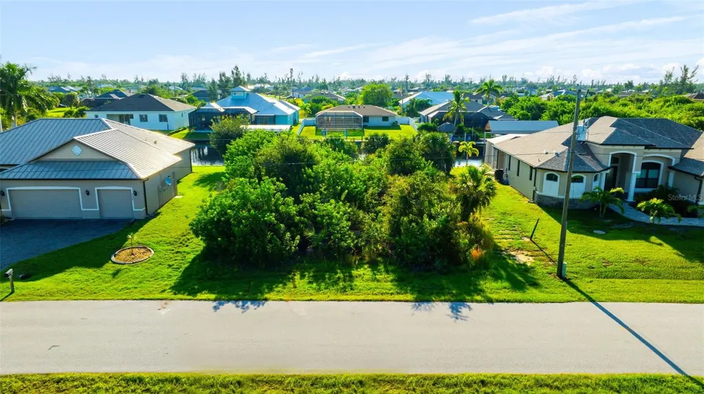 9466 Newnan Circle Port Charlotte FL 33981