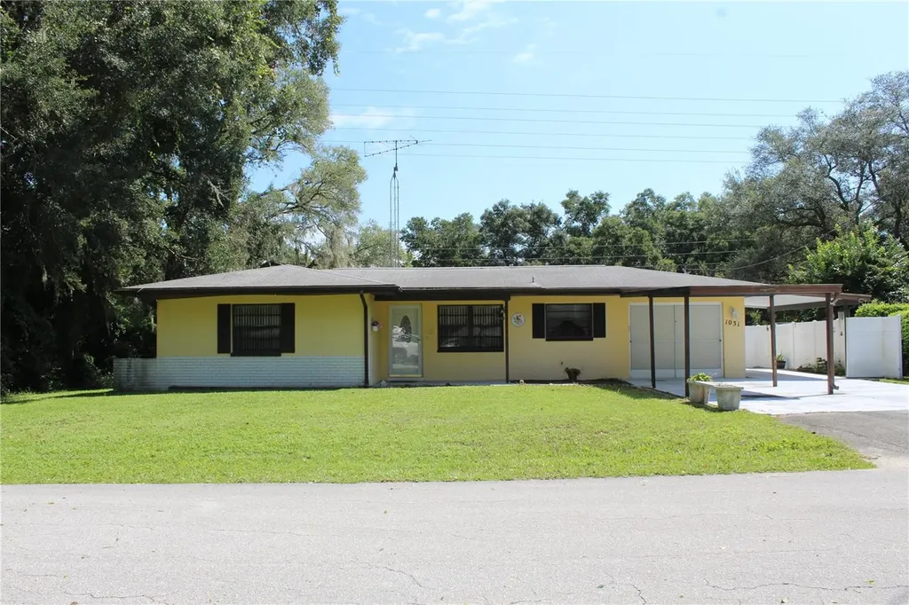 1031 N Rooks Avenue Inverness FL 34453