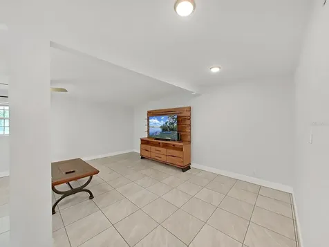 1155 7th Street N Safety Harbor FL 34695
