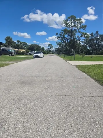 317 E Green Street Englewood FL 34223