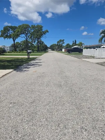 317 E Green Street Englewood FL 34223