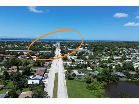 317 E Green Street Englewood FL 34223