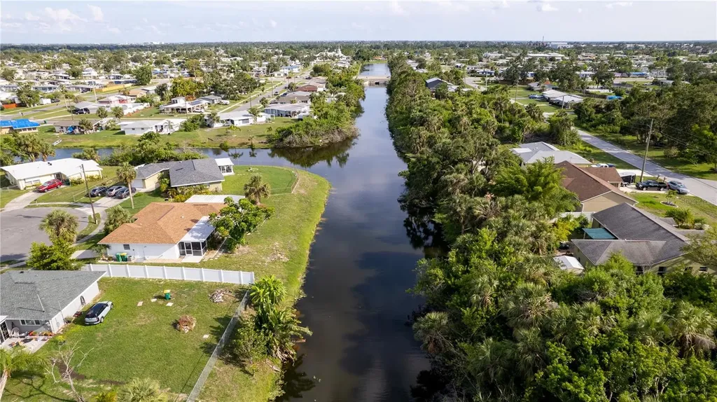 1556 Birchcrest Boulevard Port Charlotte FL 33952