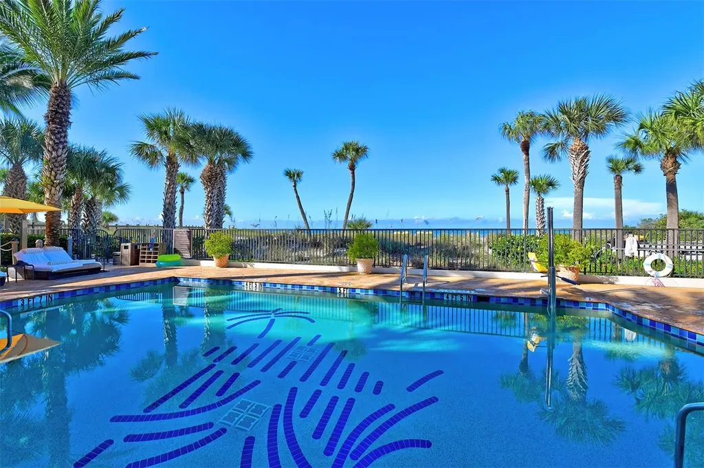 915 Seaside Drive Sarasota FL 34242