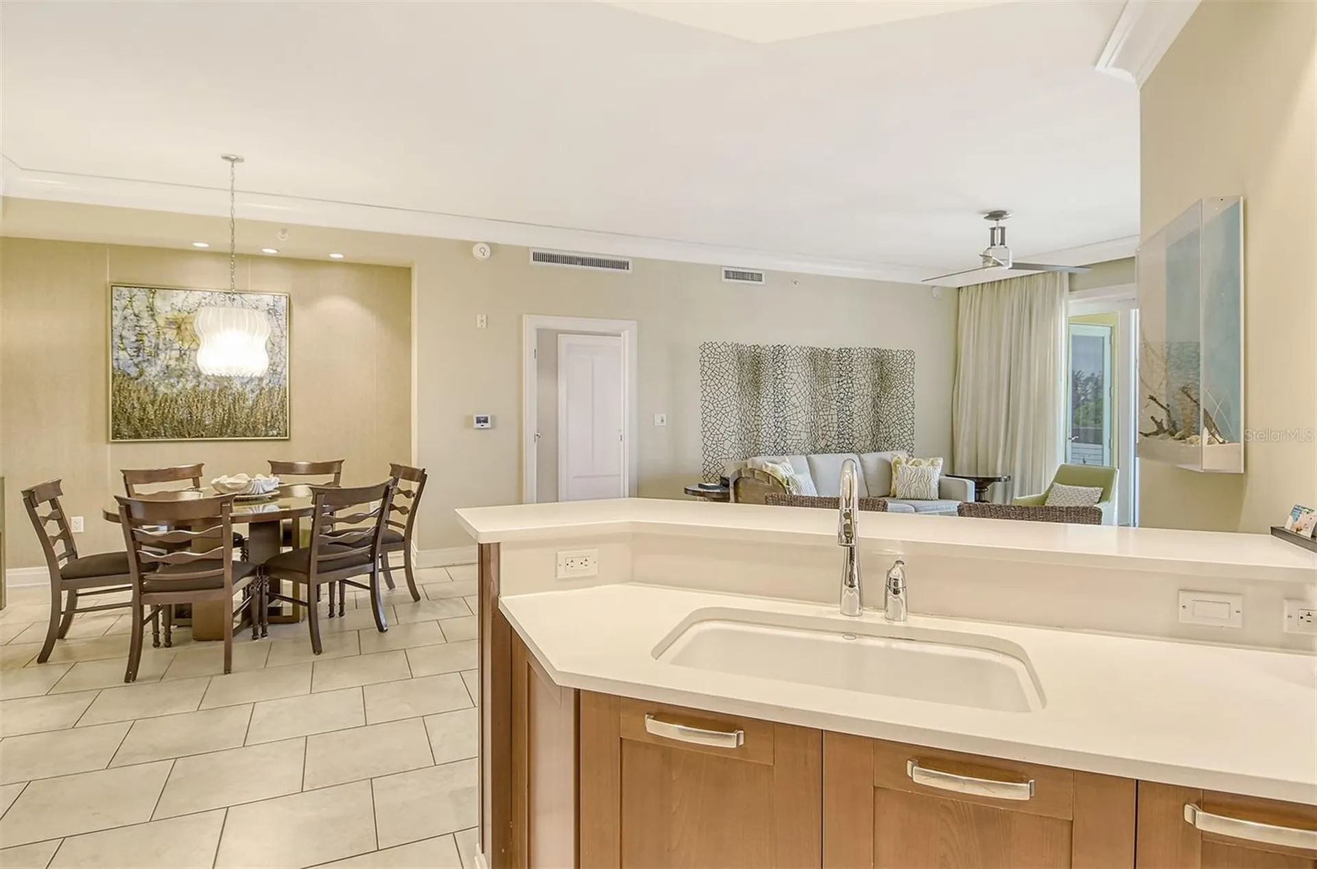 915 Seaside Drive Sarasota FL 34242