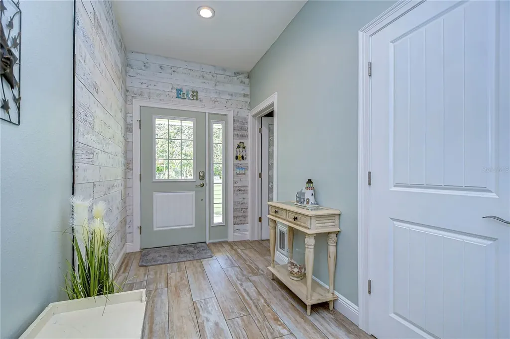 262 Banana Road Palm Harbor FL 34683