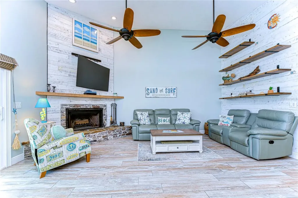 262 Banana Road Palm Harbor FL 34683
