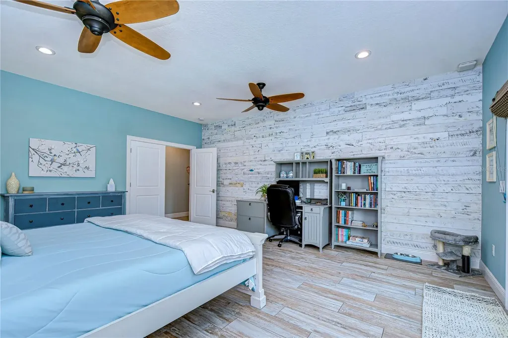 262 Banana Road Palm Harbor FL 34683