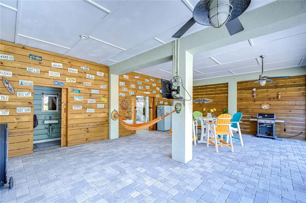 262 Banana Road Palm Harbor FL 34683