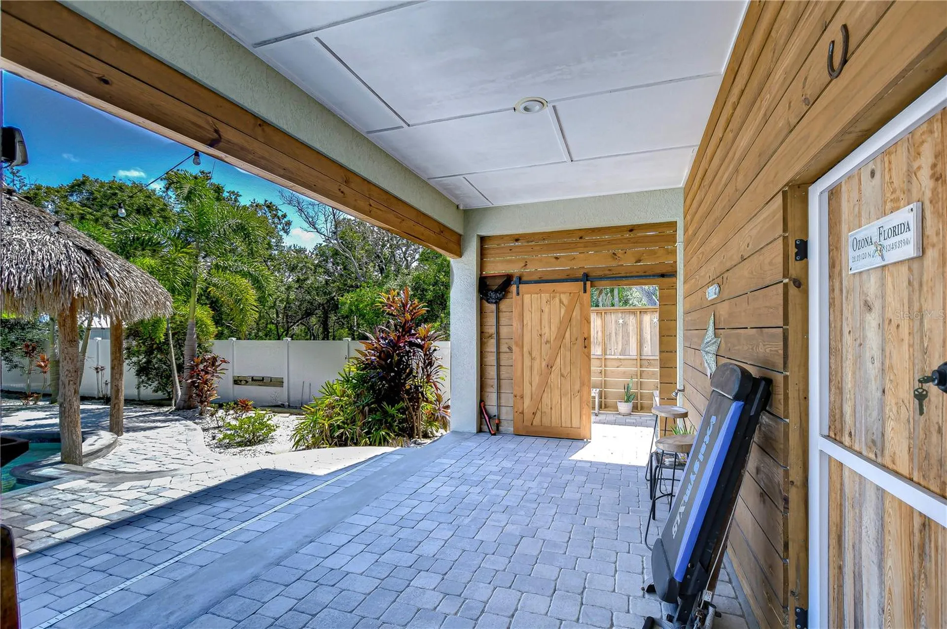 262 Banana Road Palm Harbor FL 34683