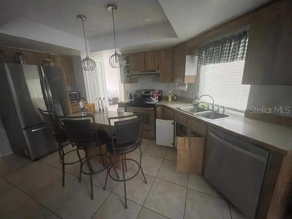 2391 Moonstone Avenue Deltona FL 32738