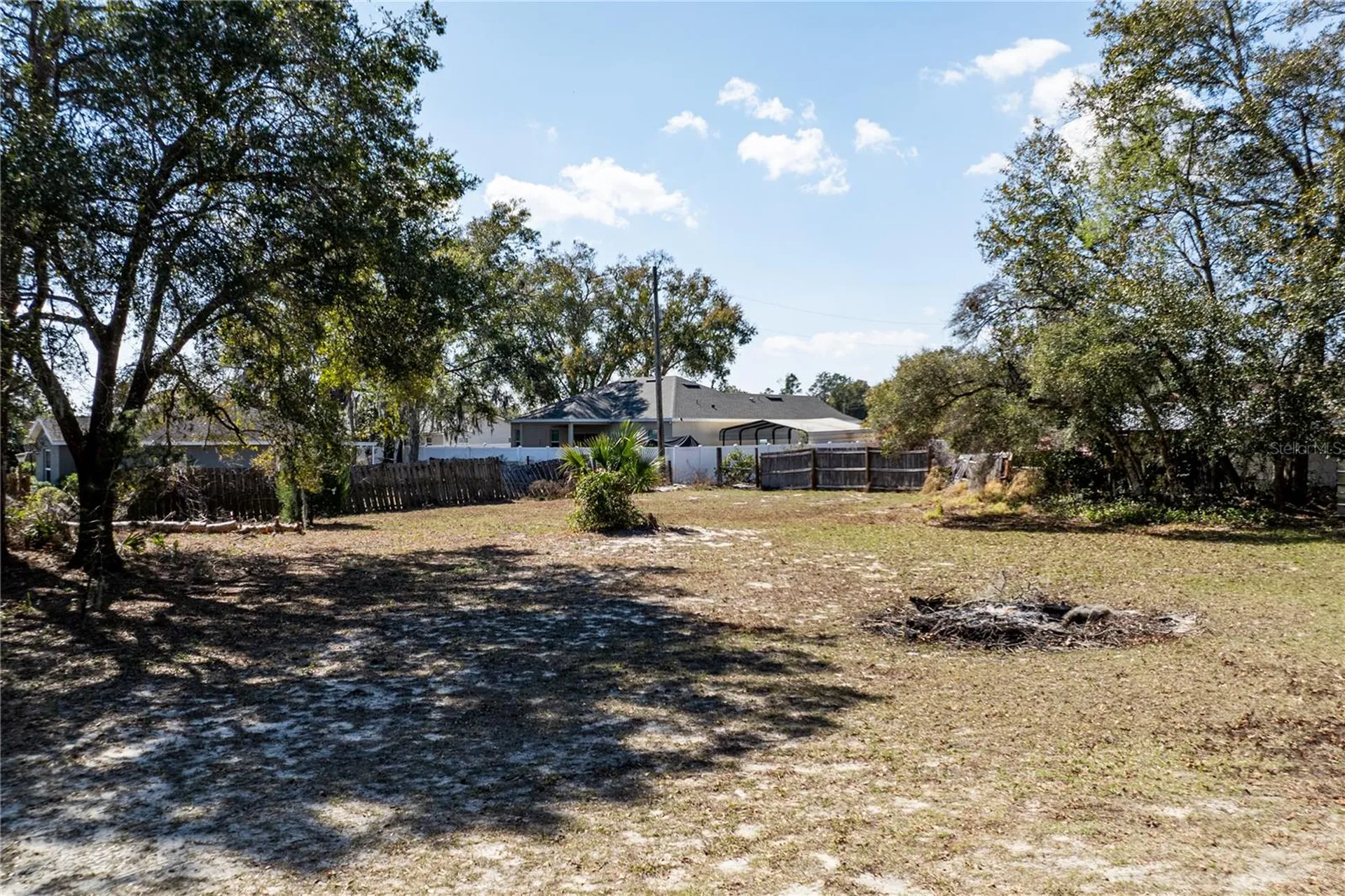 40043 W 8th Avenue Umatilla FL 32784