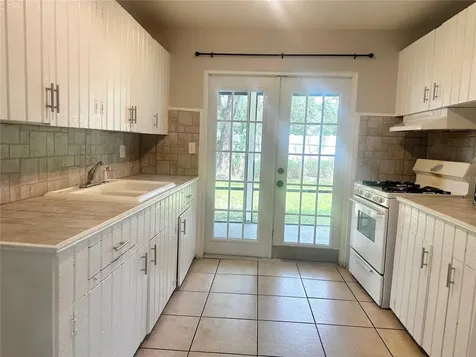 749 Carroll Avenue SW Winter Haven FL 33880