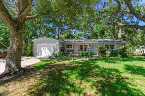 8151 26th Avenue N St Petersburg FL 33710