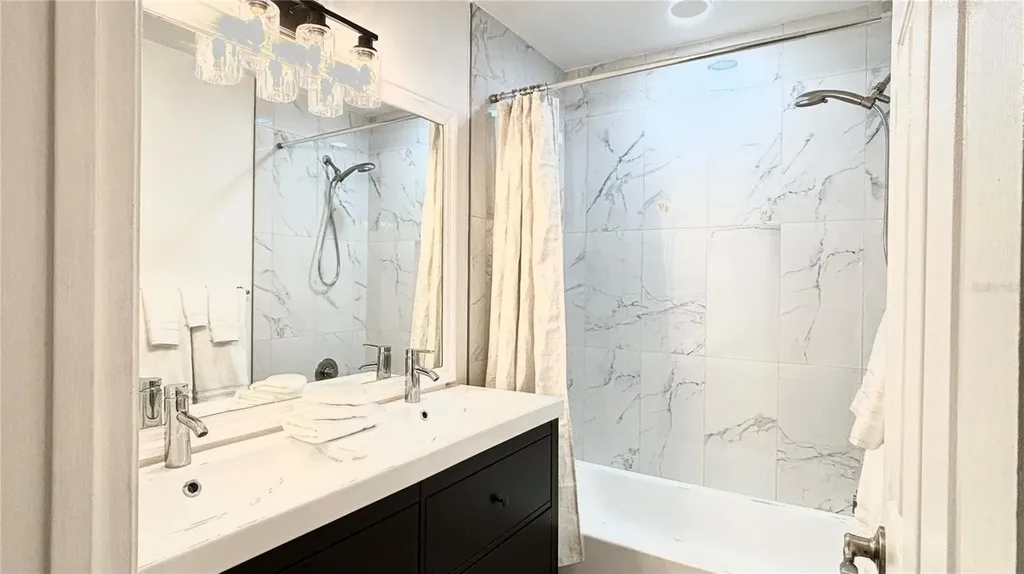 2431 Loma Linda Street Sarasota FL 34239