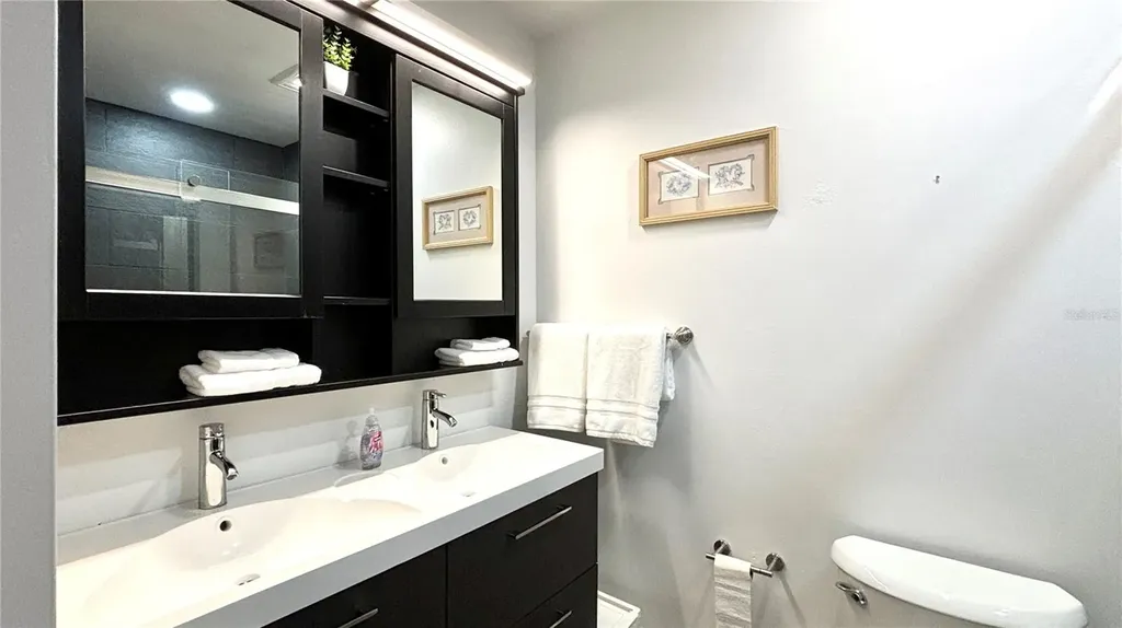 2431 Loma Linda Street Sarasota FL 34239