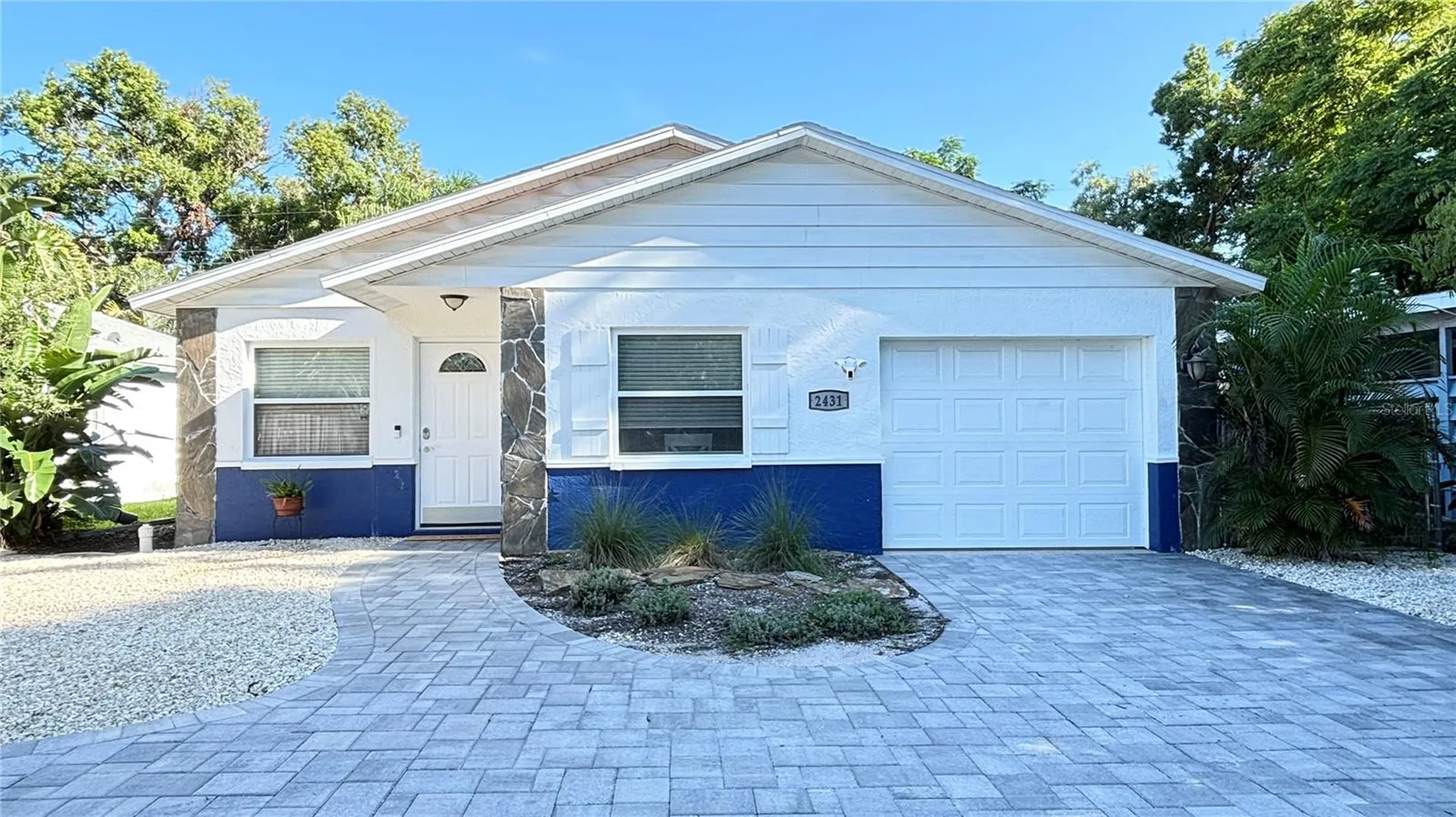 2431 Loma Linda Street Sarasota FL 34239