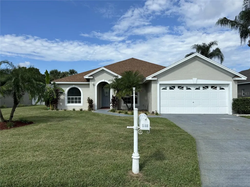 344 Ruby Lake Loop Winter Haven FL 33884