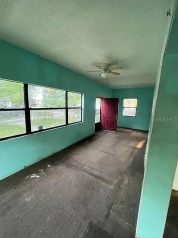 2918 6th Avenue S St Petersburg FL 33712