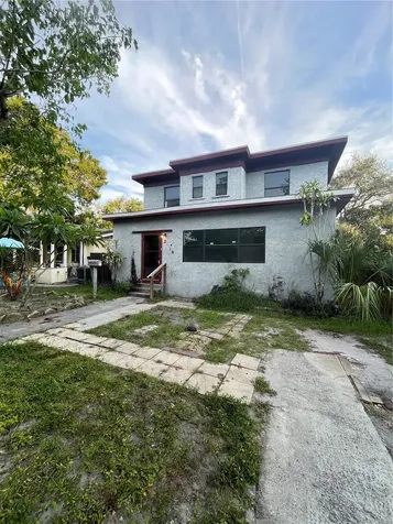 2918 6th Avenue S St Petersburg FL 33712