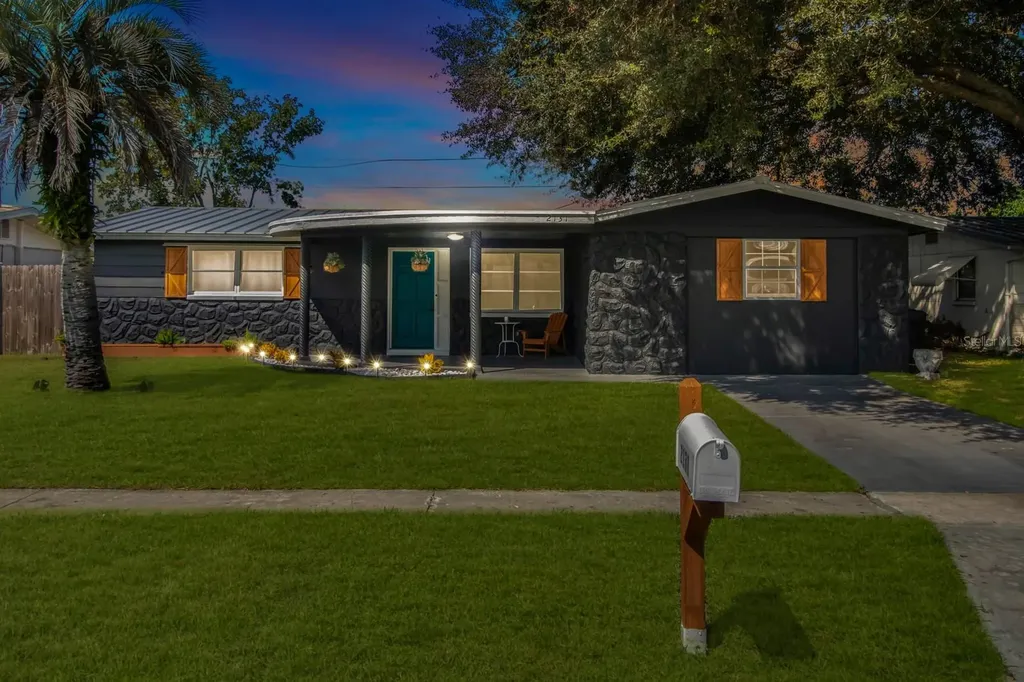 2131 Maureen Drive Holiday FL 34690