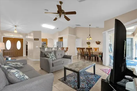 907 S Rennes Court Kissimmee FL 34759