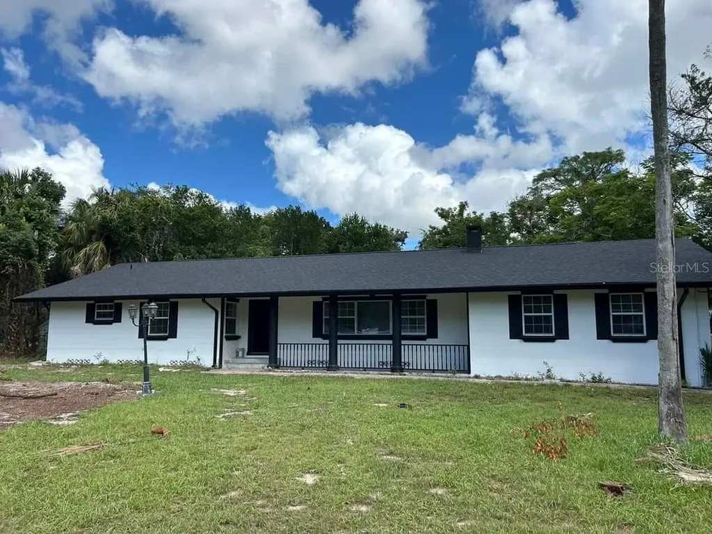 330 Alemander Avenue Debary FL 32713