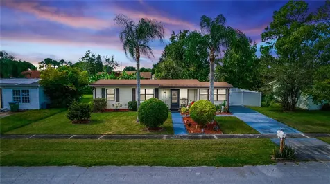 966 Shorecrest Avenue Deltona FL 32725