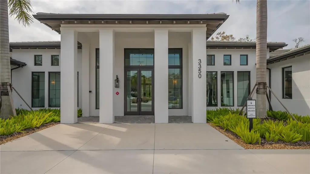 4419 Oakley Greene Sarasota FL 34235