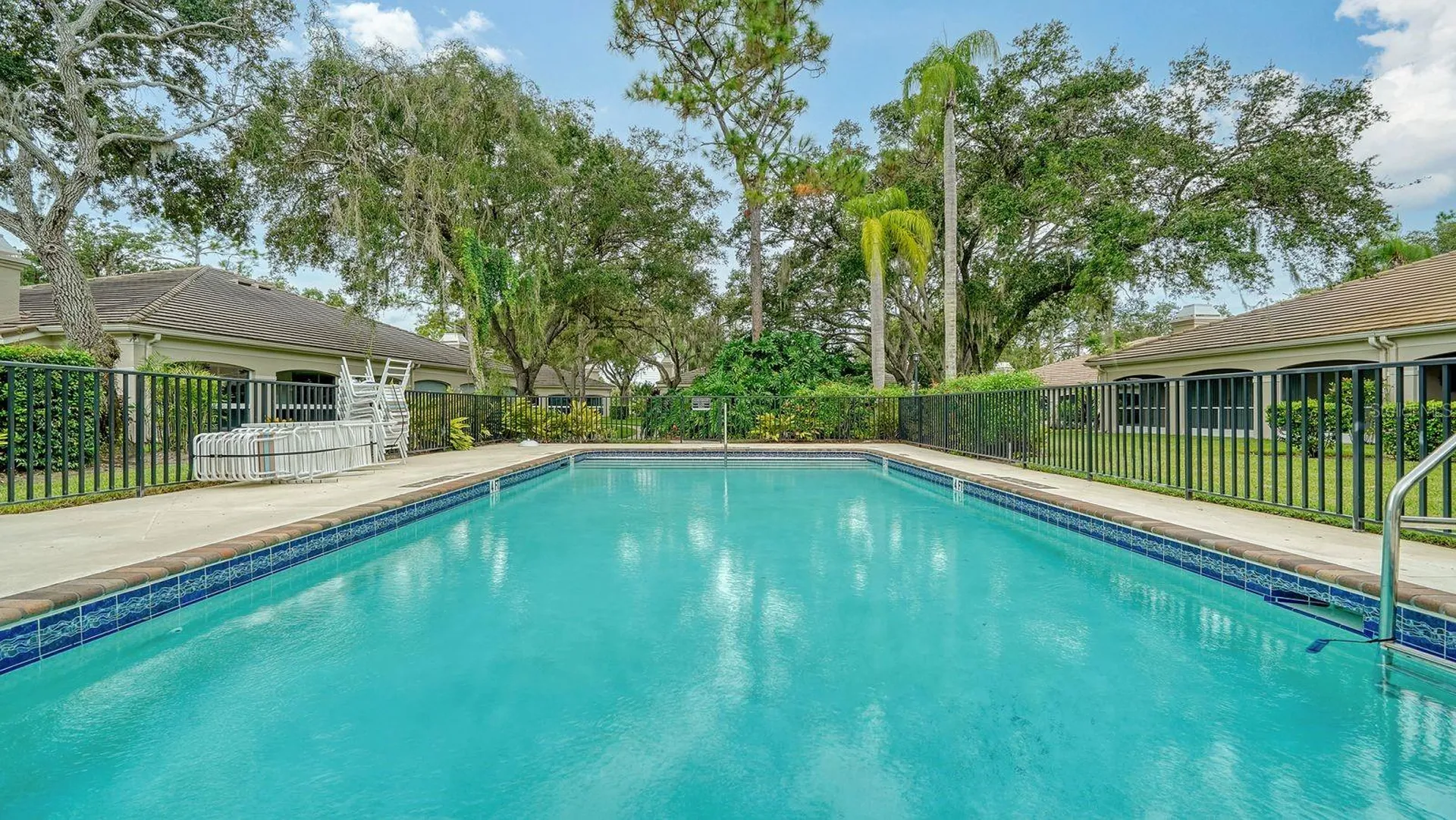 4419 Oakley Greene Sarasota FL 34235