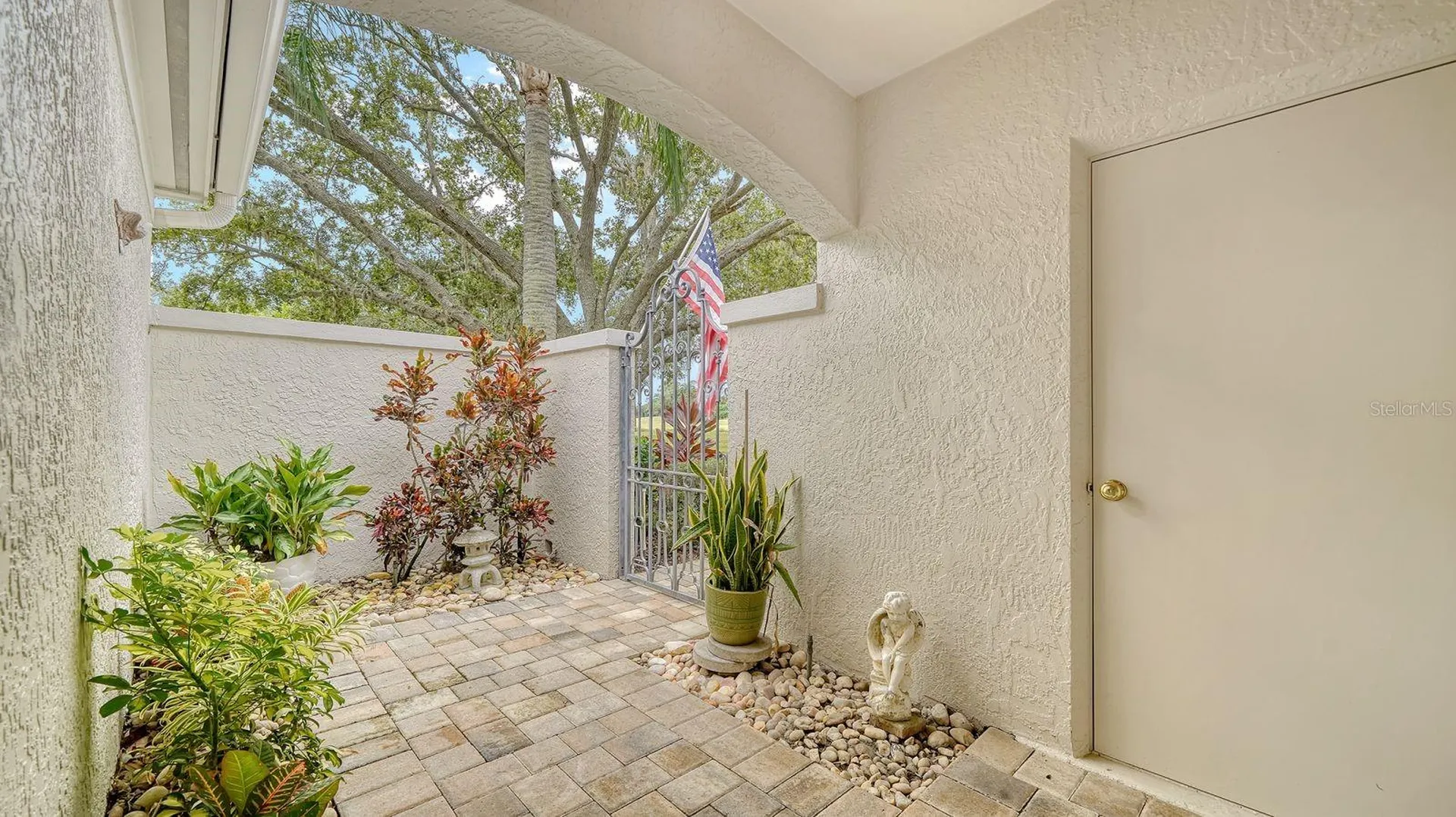 4419 Oakley Greene Sarasota FL 34235