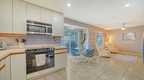 4419 Oakley Greene Sarasota FL 34235