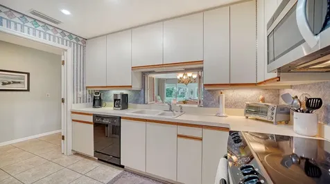 4419 Oakley Greene Sarasota FL 34235