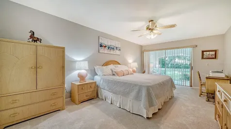 4419 Oakley Greene Sarasota FL 34235