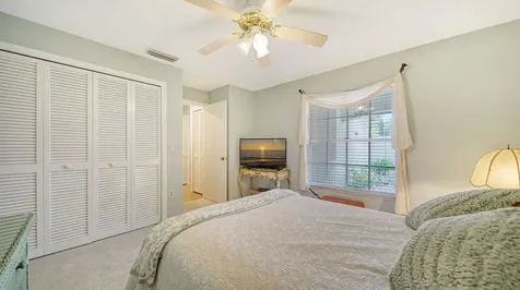 4419 Oakley Greene Sarasota FL 34235