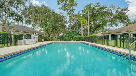 4419 Oakley Greene Sarasota FL 34235