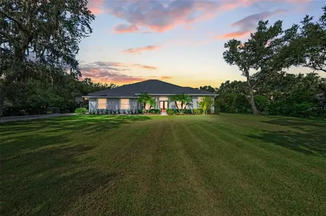 1774 Kingsdown Drive Sarasota FL 34240