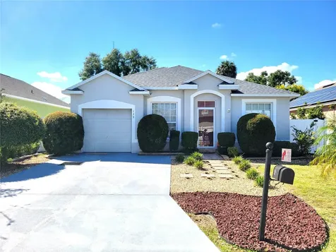 139 Madina Circle Davenport FL 33837