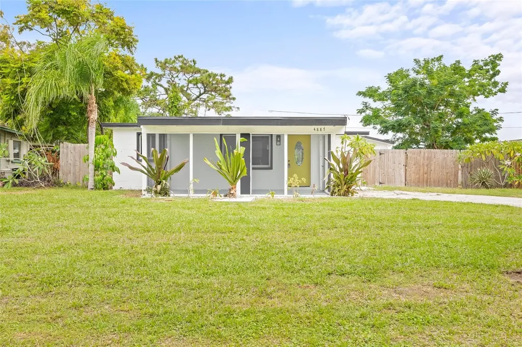 4887 31st Street N St Petersburg FL 33714