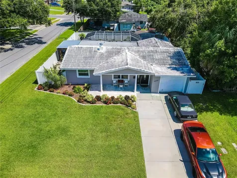 9995 54th Street N Pinellas Park FL 33782